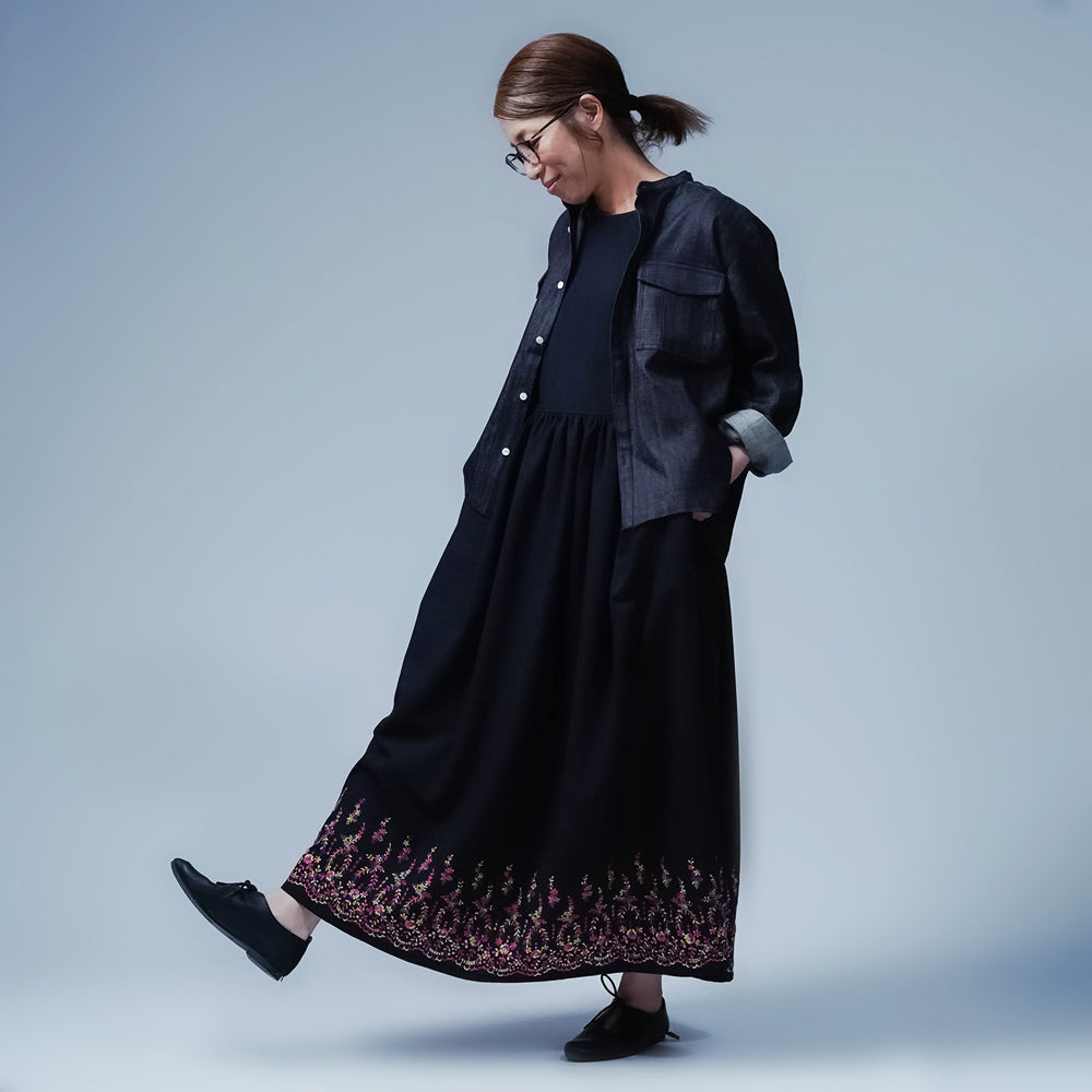 【soco】裾がなびく エンブロイダリーレース ドレス / 黒色 a022m-bck2 - soco